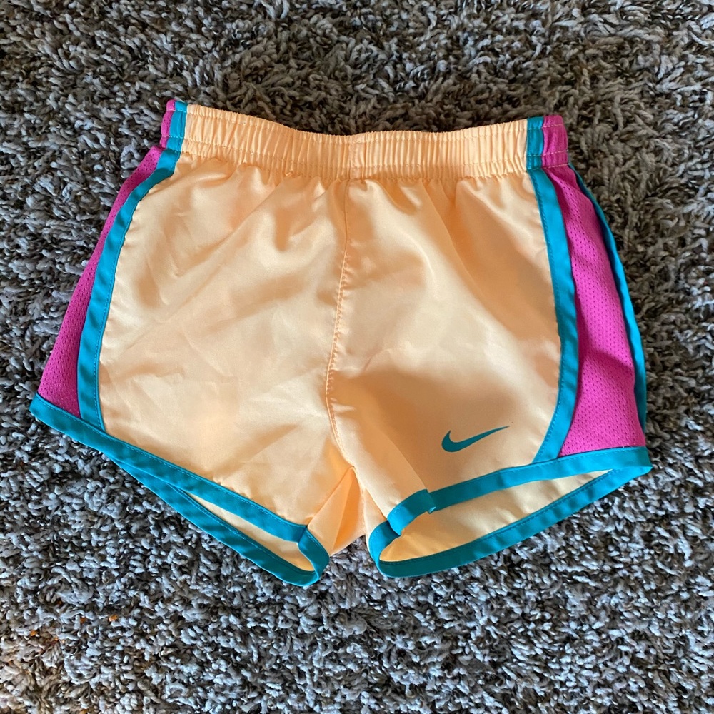 Nike shorts EUC like new